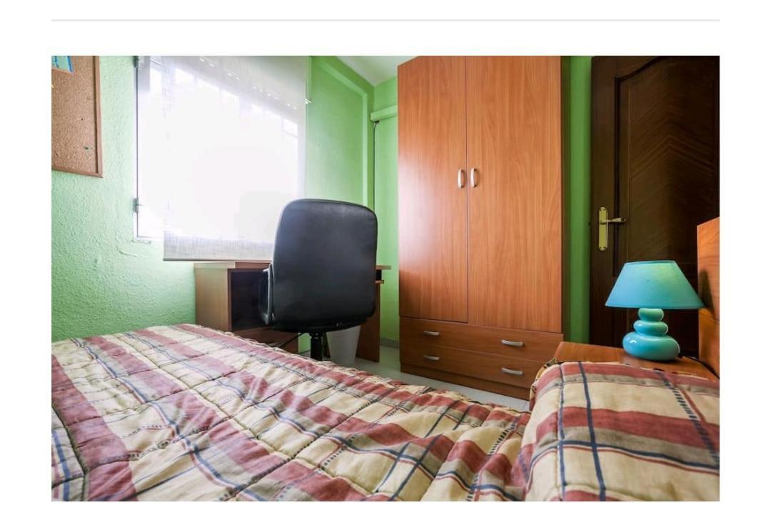 Piso Con Buena Red Wiffi Fibra Optica Alquiler De Habitaciones Seville Ngoại thất bức ảnh
