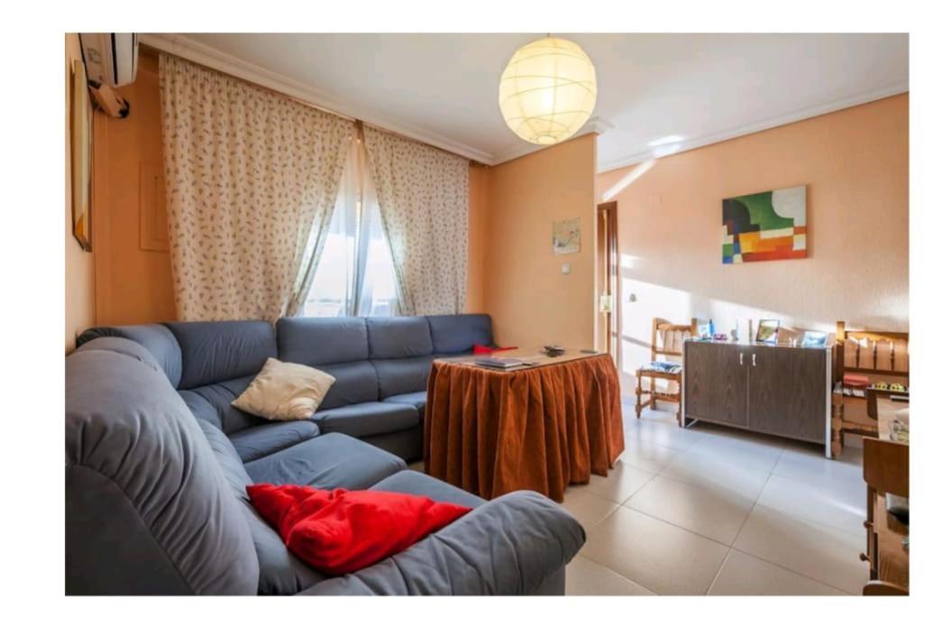 Piso Con Buena Red Wiffi Fibra Optica Alquiler De Habitaciones Seville Ngoại thất bức ảnh